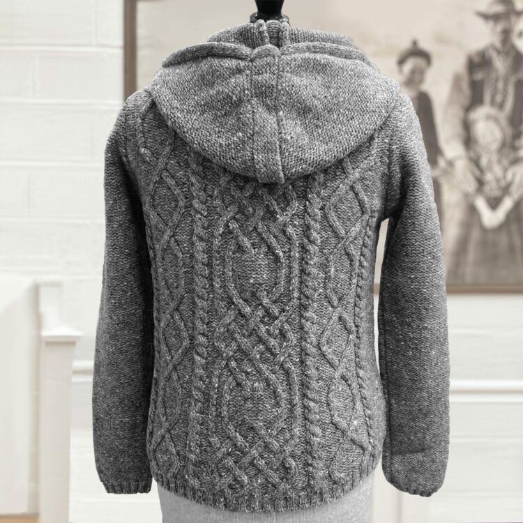 Inis Meáin Cashmere Hoodie in Longford