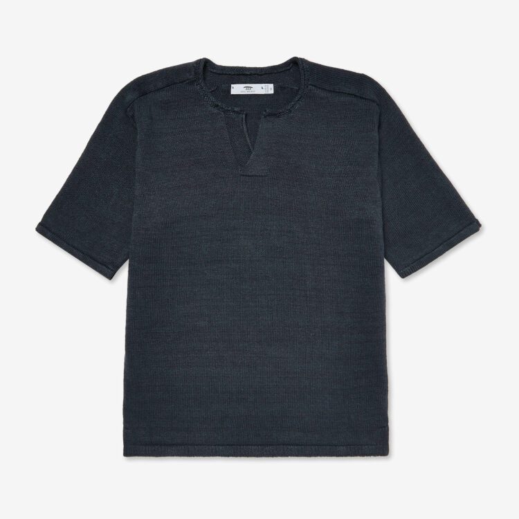S2321 Inis Meáin Henley Polo in Charcoal